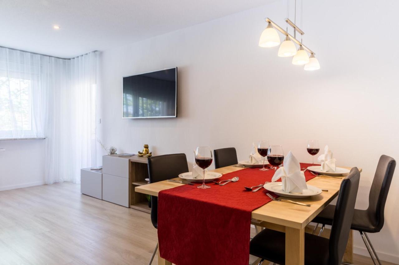 Apartment Eastside Mit 3 Zimmern Fur Bis Zu 5 Personen Mit Balkon Friedrichshafen Dış mekan fotoğraf