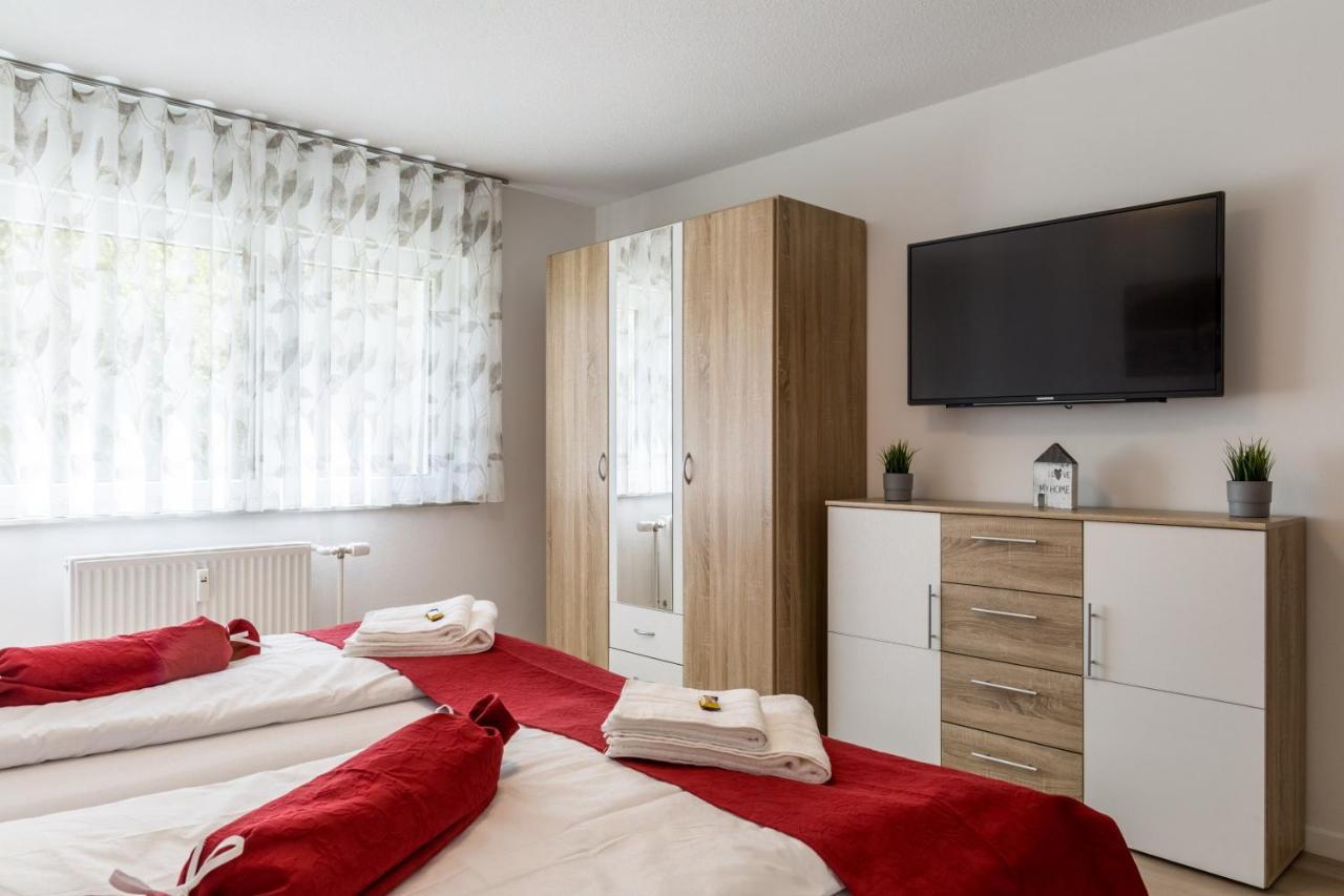 Apartment Eastside Mit 3 Zimmern Fur Bis Zu 5 Personen Mit Balkon Friedrichshafen Dış mekan fotoğraf
