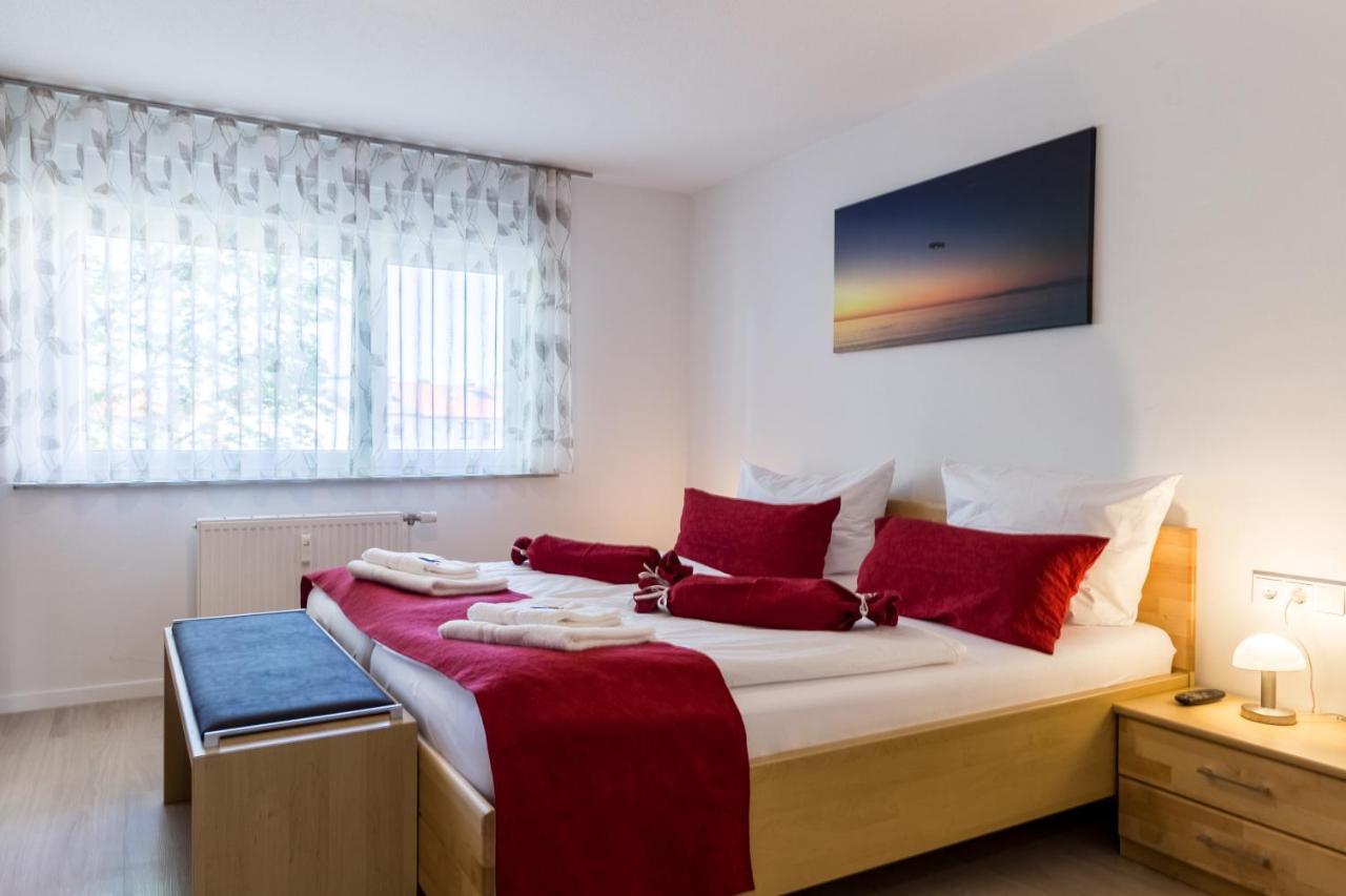 Apartment Eastside Mit 3 Zimmern Fur Bis Zu 5 Personen Mit Balkon Friedrichshafen Dış mekan fotoğraf